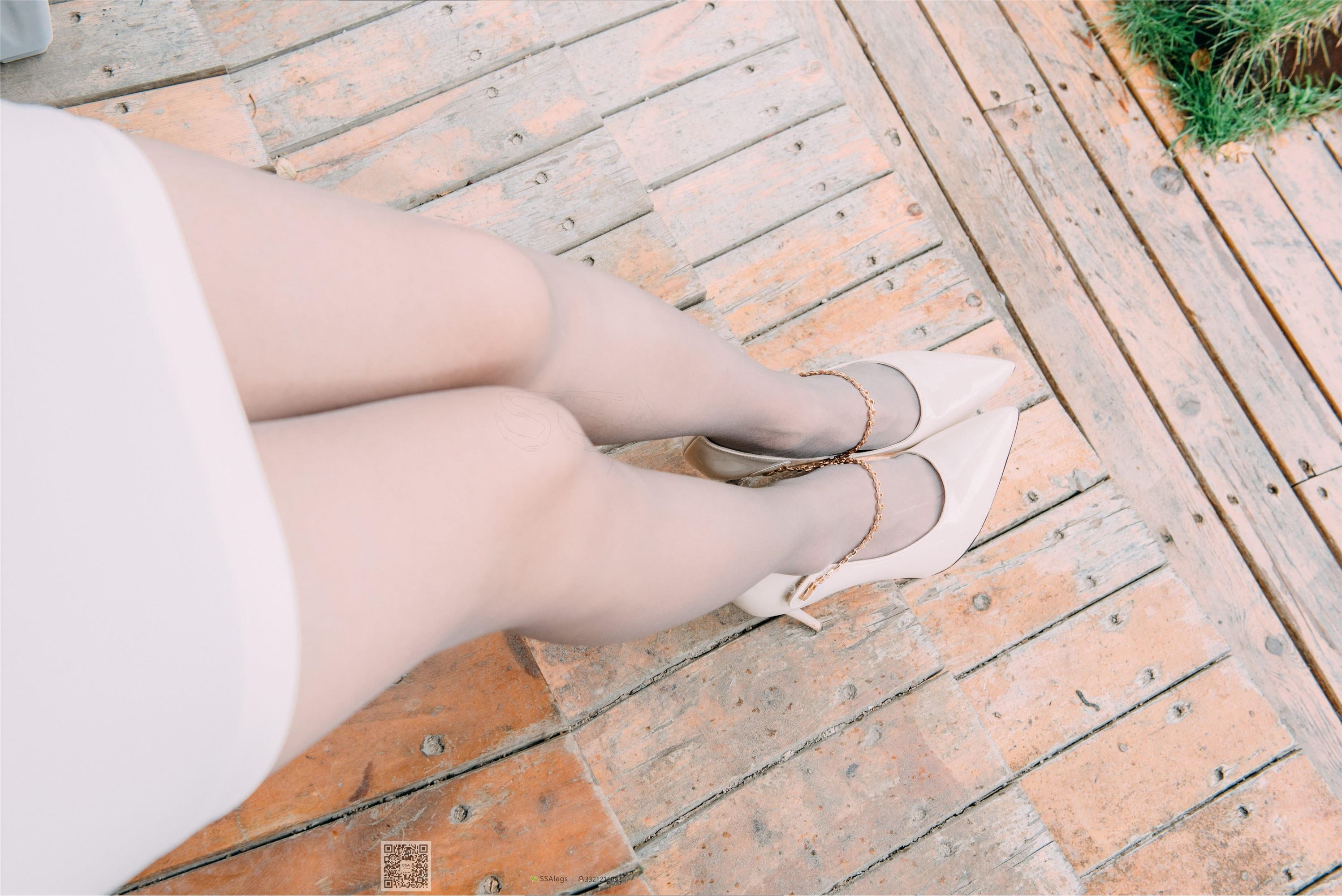 SSA丝社 NO.007 nono 街拍灰丝特辑